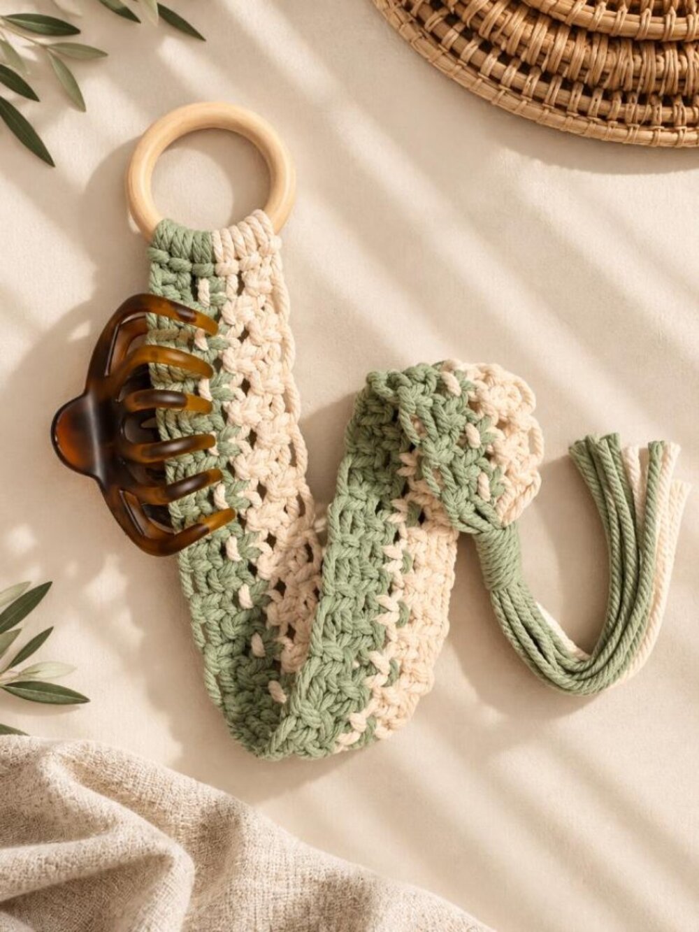 Two-tone Macrame Hair Clip & Scrunchie Organizer